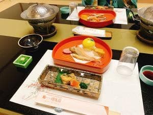 ホテル河鹿荘