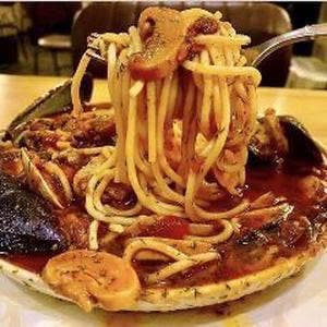 魚介イタリアン×チーズ UMIバル 新宿店