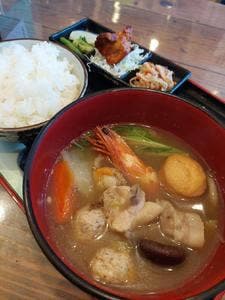 勝盛家