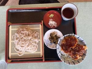 磐鏡園五色荘 レストラン五色