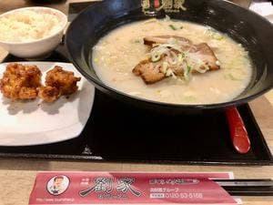 劉家 西安刀削麺 大須店