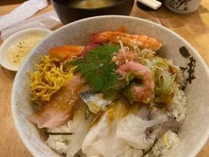 江戸前回転寿司 ぎょしん 日吉店
