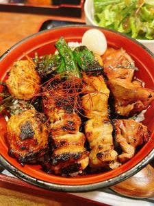 炭火焼鳥 とりすけ