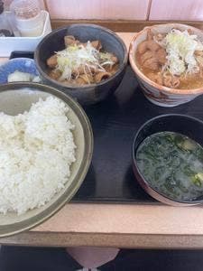 菜嘉村