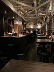 Stylish Bar Groovy 市川店