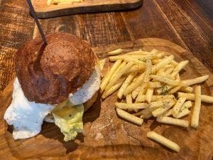 WORLD WIDE BURGER