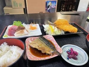あじや