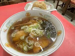 ラーメン 赤のれん