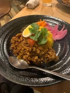 スパイスとお酒Uhkha 博多店