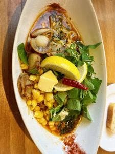 トラットリア・バンビーナ 中居店