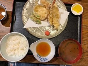 吉田屋天婦羅食堂