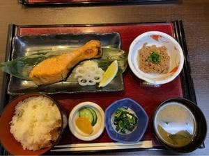 兆一 幕張店