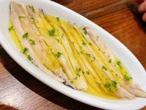 貴バル
