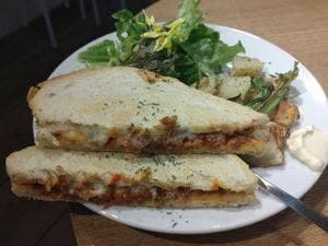 ホットサンド専門店 moineau