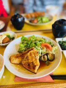 ロイヤルホスト 菱江店
