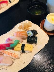 すし処 家族