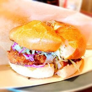 シュマッツ・ビア・スタンド 横浜ラクシスフロント