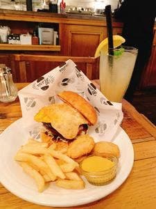 Burger Mania 広尾