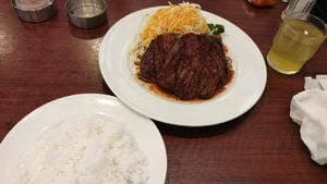 ラジャ 南福山店