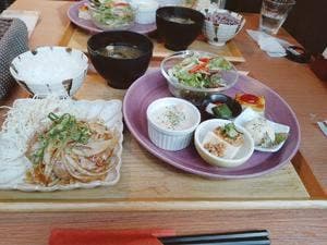 ヤマトモダン JR奈良駅前店