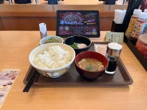 すき家 9号安来店