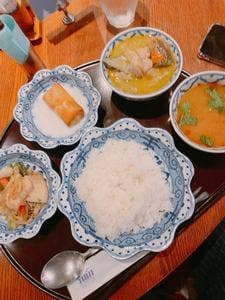 メナムのほとり