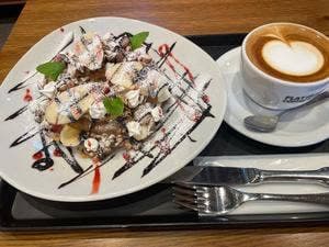 FLAT WHITE COFFEE FACTORY 荒井店