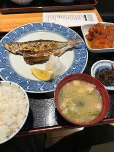 王丸食堂