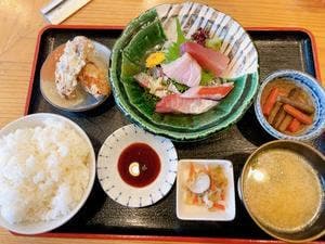 きん助