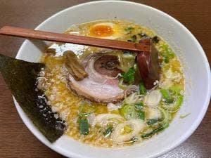 椿ラーメン