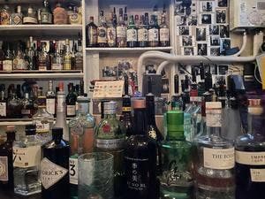 BAR boNds.