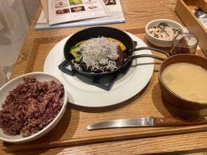 めん、色いろ。いつでも、おやつ。 武蔵小杉