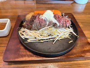 ステーキ&ハンバーグ ロッキーステーキ
