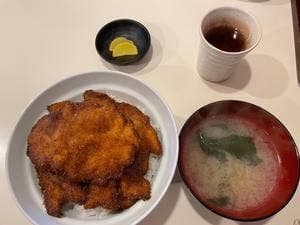 とんかつ太郎分店