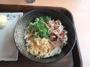 実演自家製麺うどん 甚八 井田川店