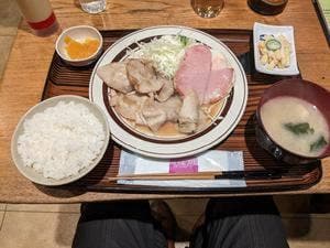 つるかめ食堂 歌舞伎町店
