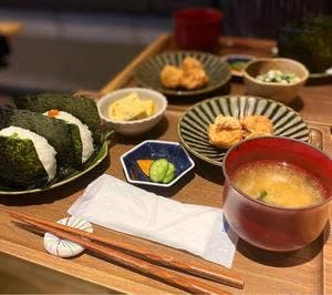 OMUSUBI CAFE