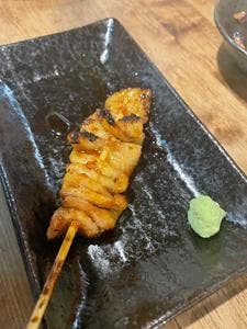 炭火焼鳥 つなぐ