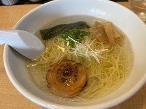 博多塩ラーメン 城
