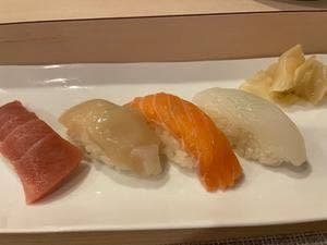 鮨かみやま