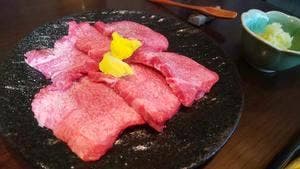 焼肉 炉辺