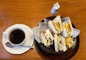 権べ衛