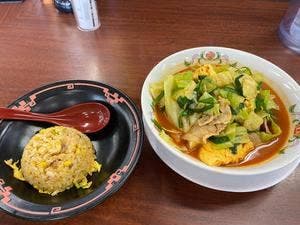 餃子の王将 諏訪野店