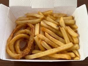 モスバーガー フォレオ一里山店