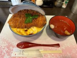 厚切りとじないカツ丼 六かつ