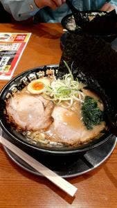 九州の濃厚醤油豚骨ラーメン馬力屋 菊陽店