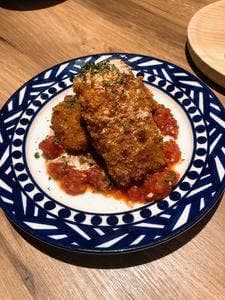 ビストロ磯丸会館
