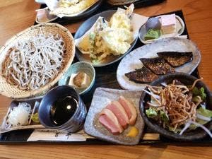 石臼挽き手打ち蕎麦 吉草 東新井店