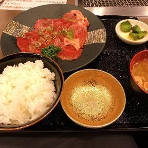 山形牛ステーキ&焼肉かかし 駅前店