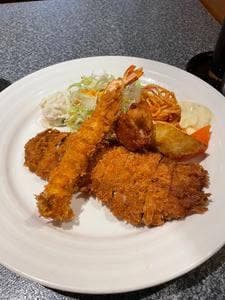 コケシ・ビアレストラン